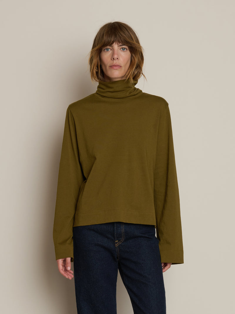 Nation Los Angeles Neo Mock Neck T-shirt