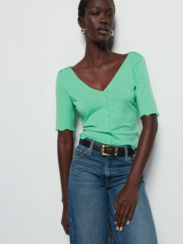 Yvonne Tee